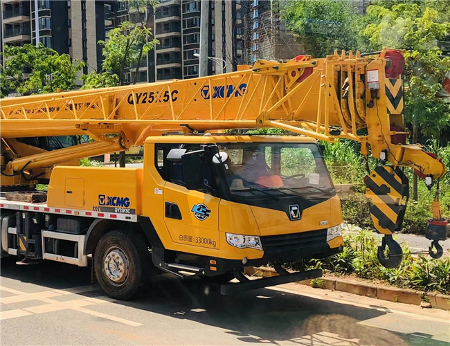 海兴县大件设备吊装租赁吊车