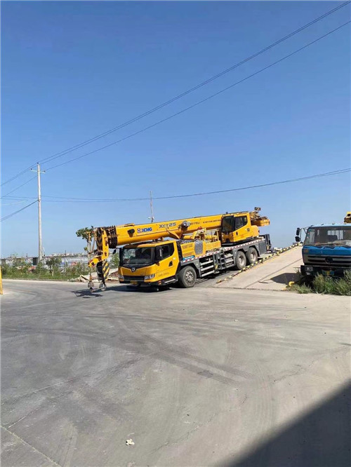 海兴县吊车作业时，可能会产生哪些额外收费项目？